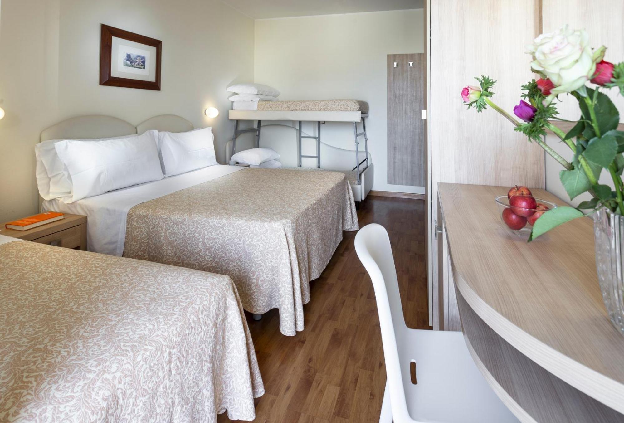 Hotel Baltic 리미니 외부 사진